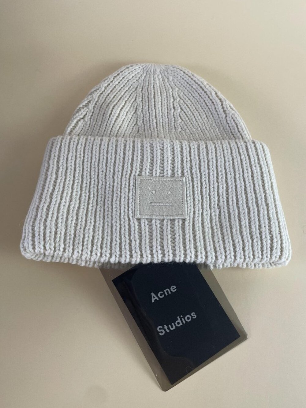 ACNE STUDIOS New Beige Large Face Logo Knit Hat